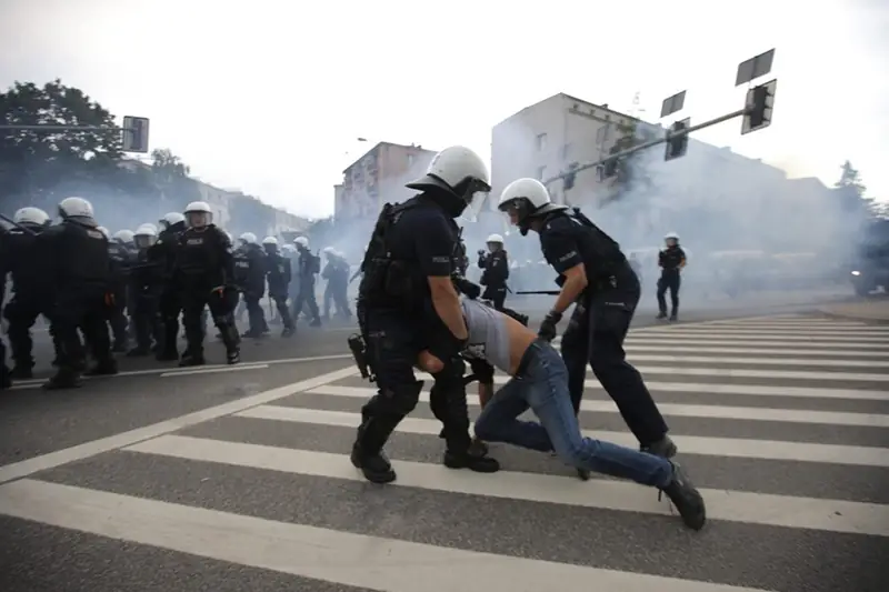 Podczas Marszu Równości policja interweniowała i zatrzymała kilku nacjonalistów