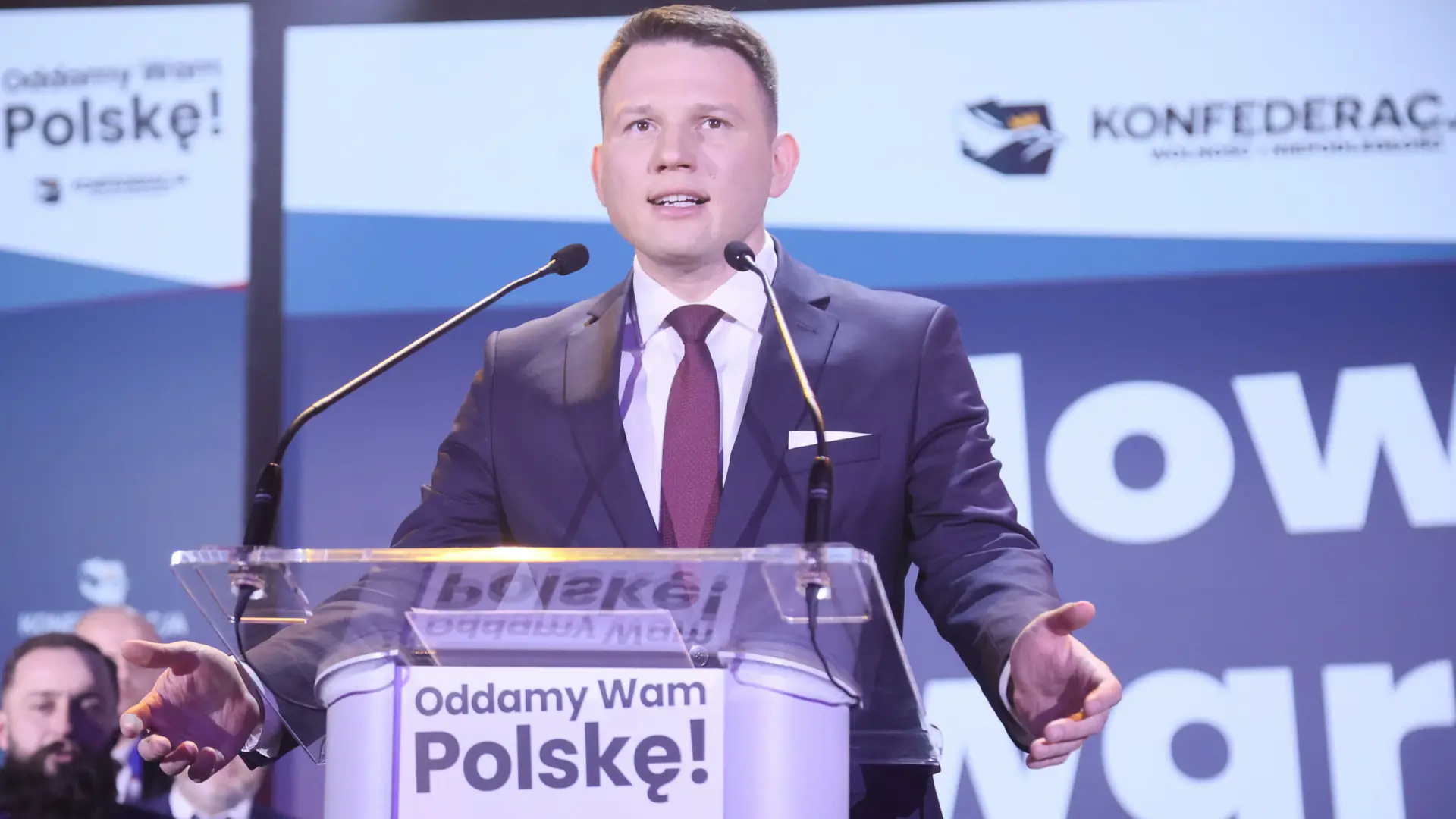 Sławomir Mentzen z Konfederacji liderem poparcia wśród młodych. To efekt TikToka