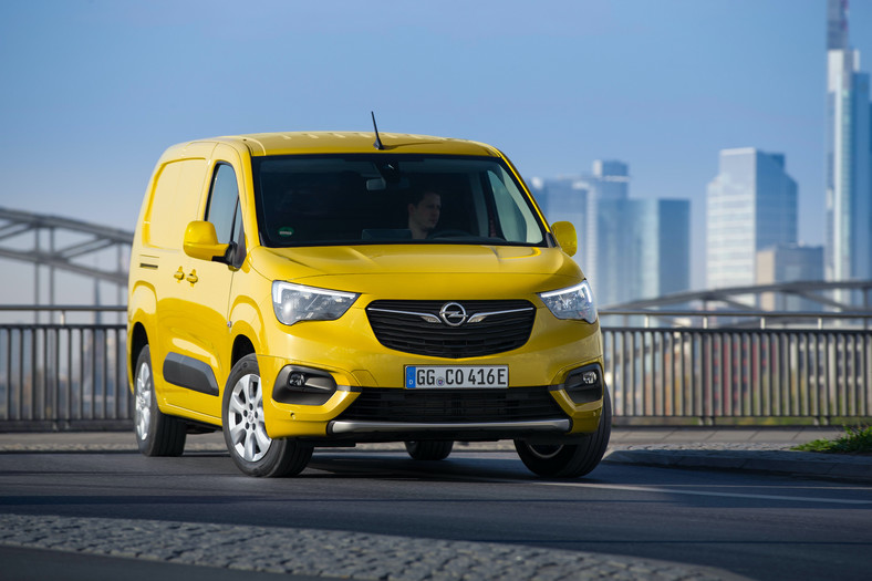 Citroen, Opel i Peugeot – elektryczne, dostawcze trojaczki