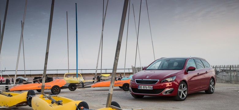 Nowe kombi przerosło Toyotę, Kię i... jest już w Polsce! Zdjęcia peugeot 308 SW