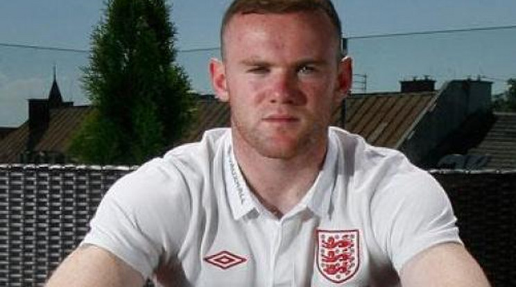 Rooney gyerekeket edzett