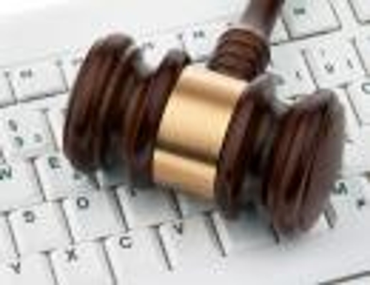 Ukrtelekom, ukraiński monopolista telekomunikacyjny zostanie sprywatyzowany - oświadczył we wtorek premier Ukrainy Mykoła Azarow. fot. shutterstock.com