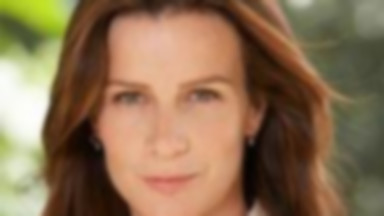 Rachel Griffiths wraca do domu