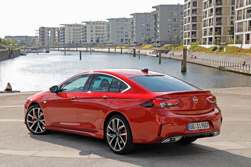 Opel Insignia GSi