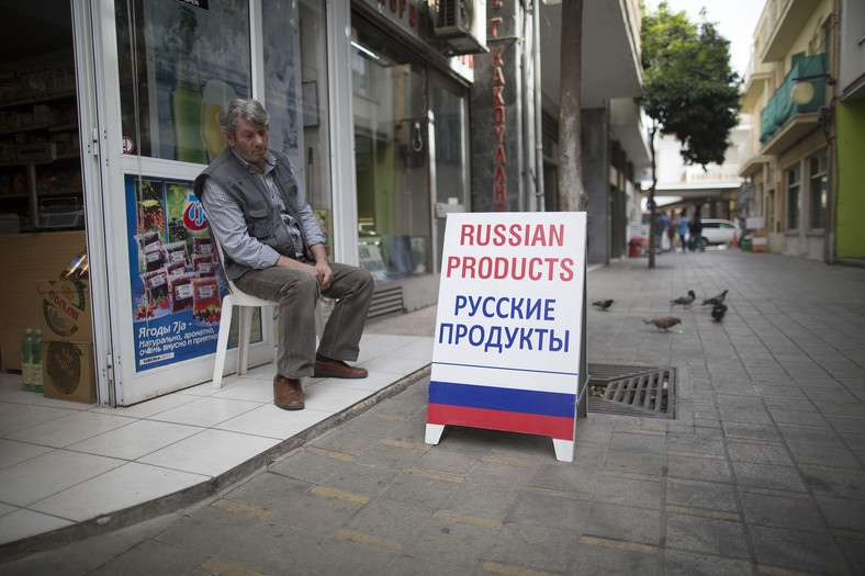 Sklep z rosyjskimi produktami. Nikozja, Cypr, 19.03.2013