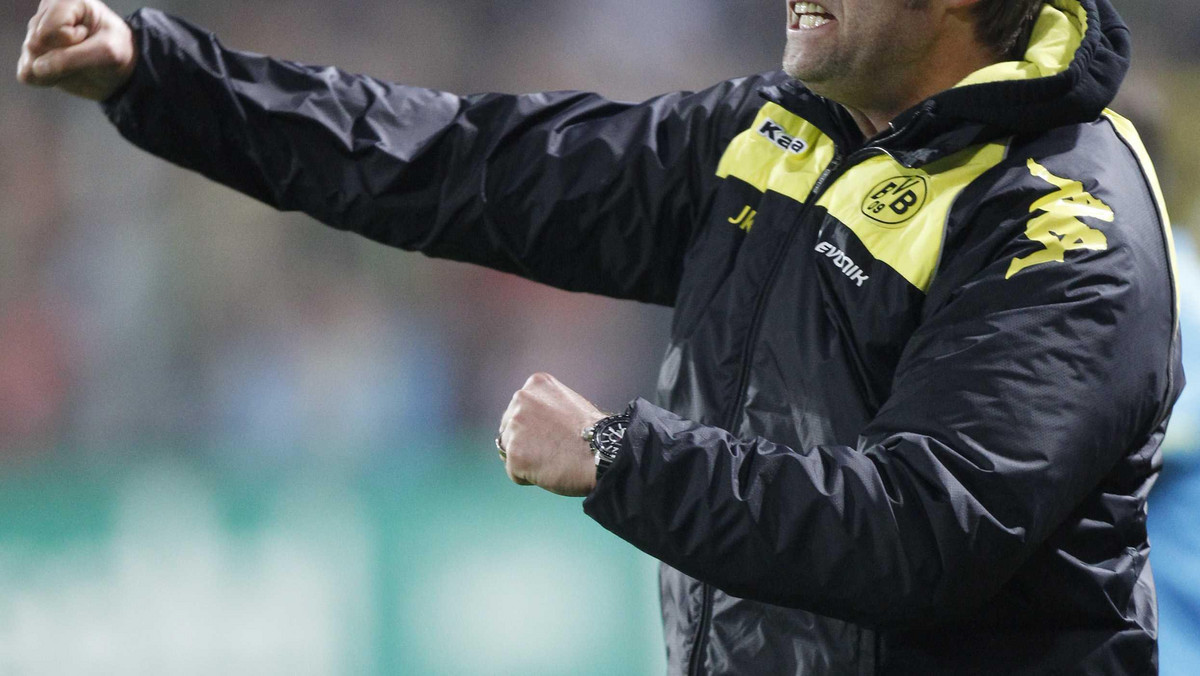 Trener Borussii Dortmund Juergen Klopp przyznał, że jego zespół nie czuje kompleksu na tle prowadzącego w tabeli niemieckiej ekstraklasy Bayernu Monachium. W ostatnim spotkaniu Pucharu Niemiec trener Bawarczyków wystawił ośmiu piłkarzy rezerwowych.