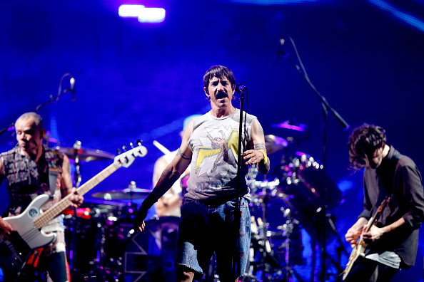 Red Hot Chili Peppers (145 mln dol.)