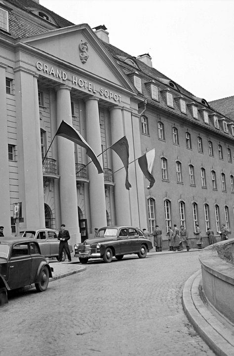 Rok 1952. Źródło: NAC - Narodowe Archiwum Cyfrowe www.nac.gov.pl/ 