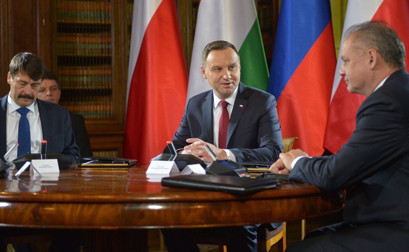 PREZYDENCI PAŃSTW GRUPY WYSZEHRADZKIEJ NA ZAMKU W ŁAŃCUCIE