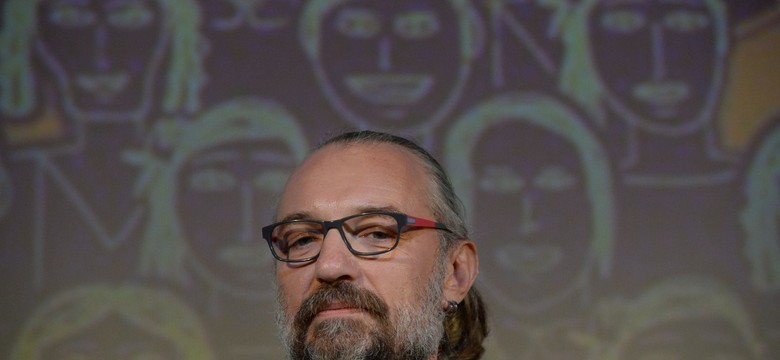 KOD złośliwie przeszkadzał w "akcie religijnym"? Prokuratura zajęła się przepychankami na pogrzebie "Inki" i "Zagończyka"