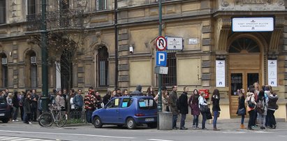 Studenci wrócili do miasta! Kolejki po bilety okresowe