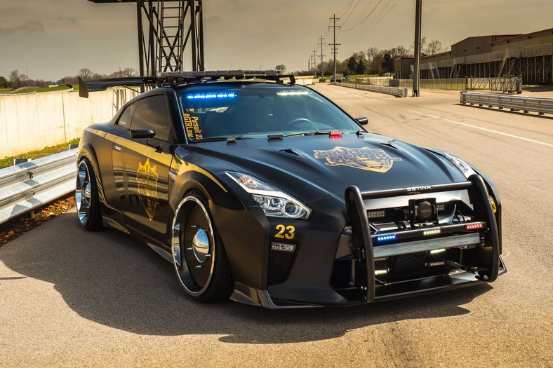 Nissan GT-R Pursuit 23