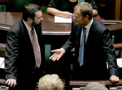 PiS: Decyzja Tuska fatalna dla Polski