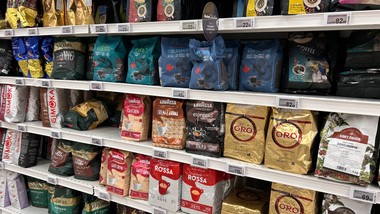 dobra kawa taniej taniej o 50 proc.. spory wybór produktów