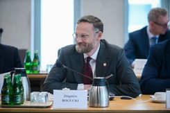 Gorąco na komisji ds. afery wizowej, poseł PiS wykluczony. 'To jest Białoruś!'