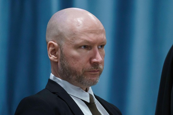 Masovni ubica Anders Brejvik ponovo promenio ime u nacionalnom registru: Evo kako se sada zove TERORISTA KOJI JE UBIO 77 LJUDI