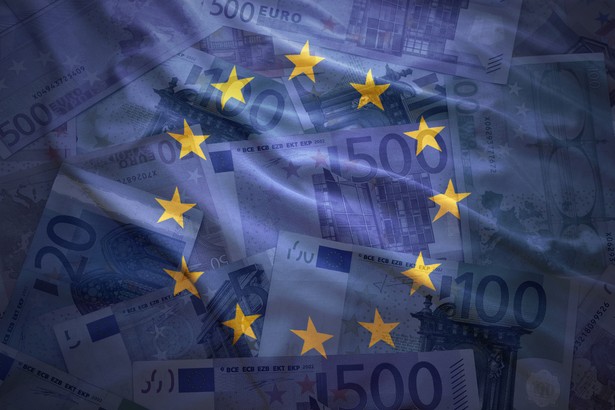 Eurostat podał informacje o wysokości całkowitego kosztu zatrudnienia w strefie euro w IV kw. 2023 roku