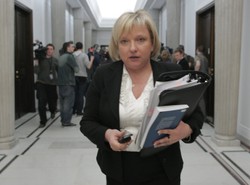 Posłanka PiS: Ktoś nasze koleżanki dobrze instruuje
