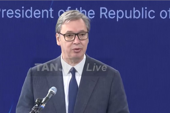 "NITI ON KRIJE POLITIČKE AFILIJACIJE, NITI JA MENJAM PRIJATELJE" Vučić o razgovoru sa Peterom Mađarom: Nije bilo neprijatnih tonova (VIDEO)