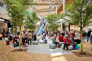 Większość centrów handlowych powstaje w małych miejscowościach. Wiadomo dlaczego [RAPORT]