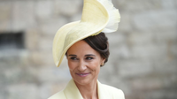 Pippa Middleton átlátszó csipkeruhában tündökölt a vörös szőnyegen 