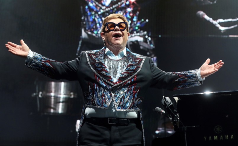 Tak Elton John pożegnał się z Hiszpanią. Zdjęcia z gorącego koncertu w Madrycie [FOTO]