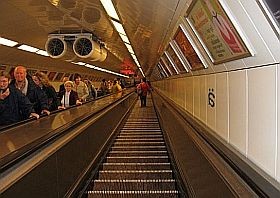 metro-d000011B677ae9e579a93