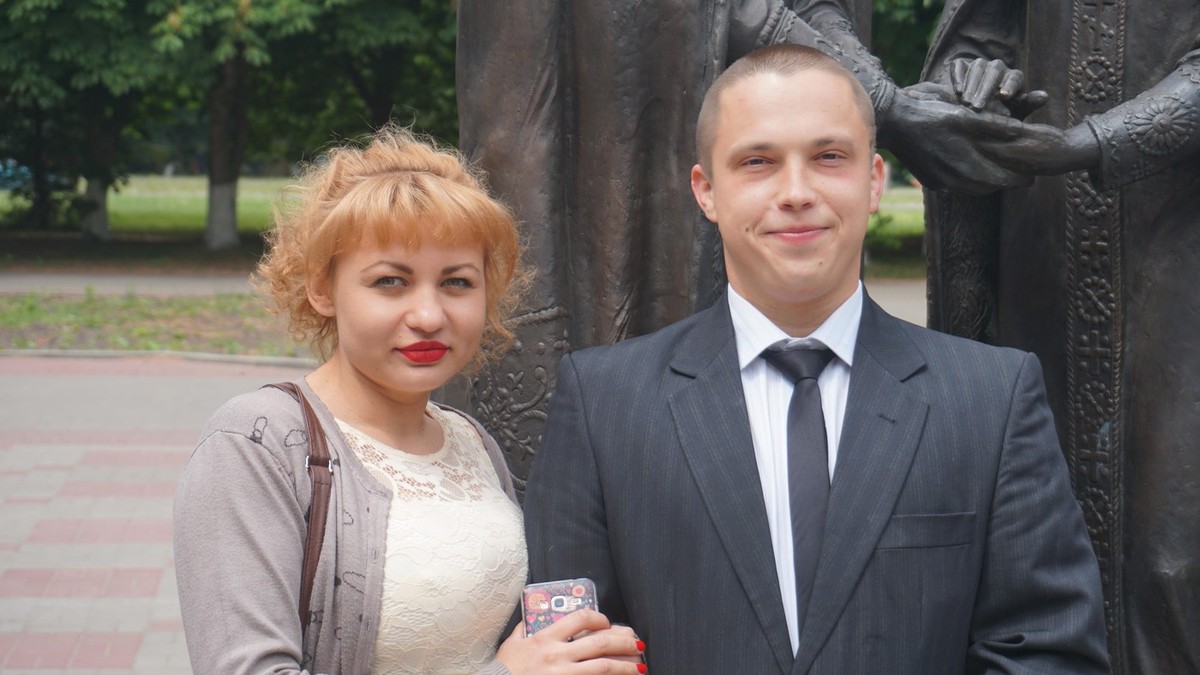 "Brat i ja smo uradili DNK test i saznali da su nas roditelji bezdušno lagali" ilustracija