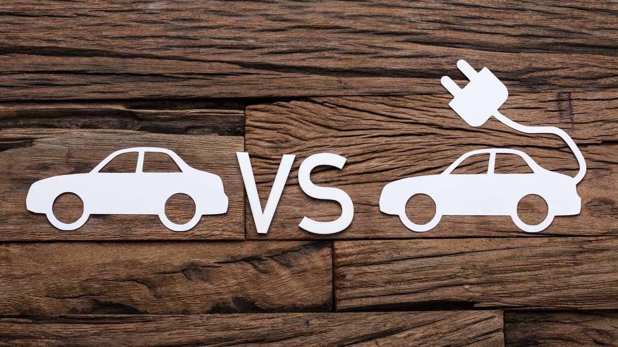 Elektromobil vs. Spaľovák: Kedy sa investícia do elektrického auta naozaj oplatí?
