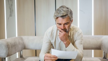 brak tego dokumentu może kosztować 5 tys. zł. urzędnicy pukają do drzwi i kontrolują. jak uniknąć kar? wpis ceeb deklaracja kontrole pieców 2026