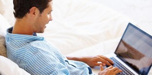 Blogerzy biorą prowizje za sprzedaż bankowych kont