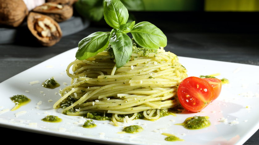 Dwa włoskie sposoby na spaghetti - idealne na letnią kolacje