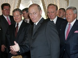 Prezydent Putin ukradł biżuterię? Mocne zarzuty