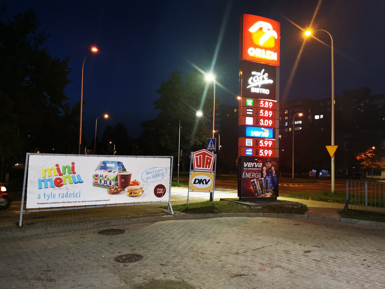 Cena paliw na stacji w Warszawie, 2 X 2021