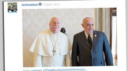 Lech Wałęsa w stroju papieża. Internauci gratulują poczucia humoru