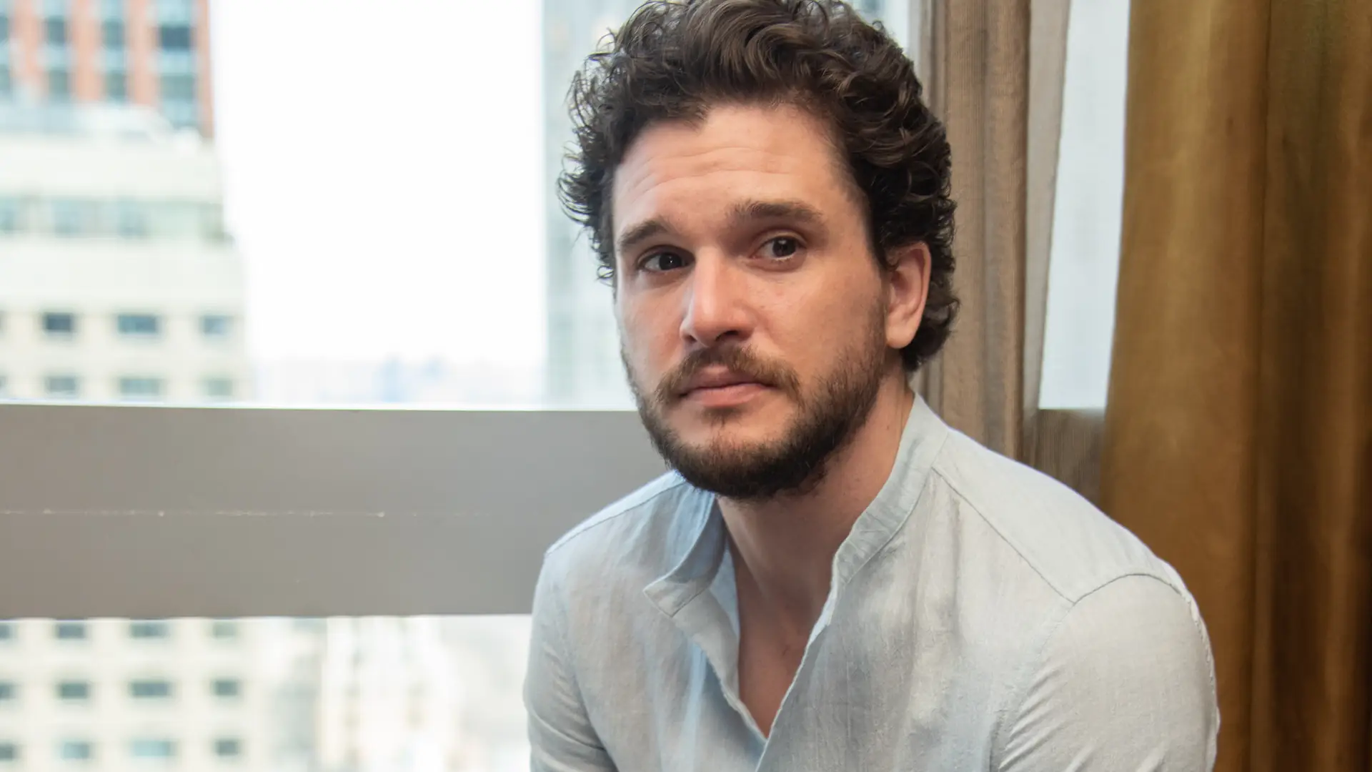 Kit Harrington musiał wrócić na terapię