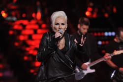 Kazik, Debiuty i szalone lata 60 na festiwalu w Opolu