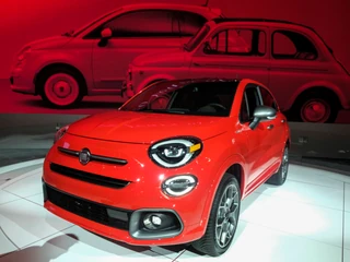 Fiat 500X Sport. PSA i FCA zapewniają, że nie zamkną żadnej ze swoich fabryk