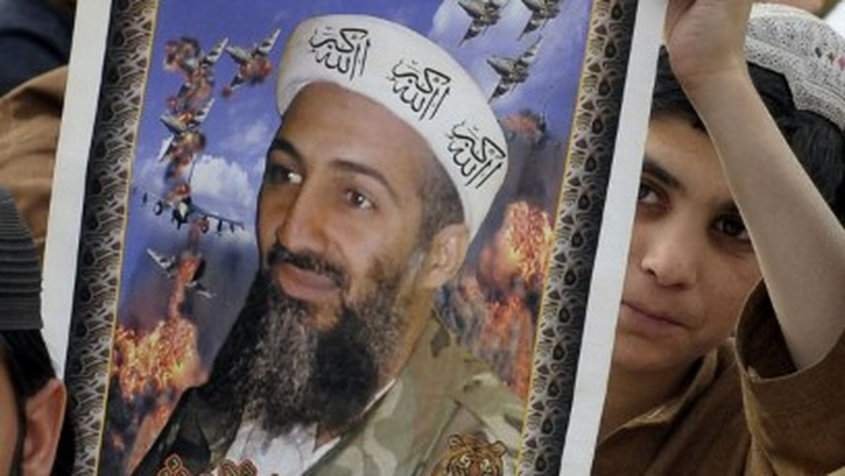 Komandos Navy SEALs, który brał udział w akcji zlikwidowania Osamy bin Ladena w Pakistanie w maju 2011 roku napisał książkę "No Easy Day", w której zdradza kulisy tej operacji. Książka już teraz wywołała olbrzymie poruszenie w Stanach Zjednoczonych. Niewykluczone, że na mocy decyzji Pentagonu zostanie zniszczona.