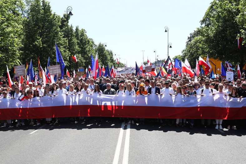 Marsz 4 czerwca zorganizowany przez Donalda Tuska