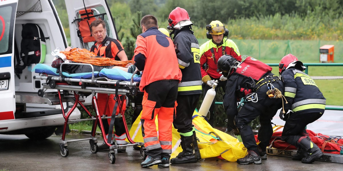 Tragedia na Giewoncie. Wśród ofiar jest ksiądz. Piorun poraził go trzy razy