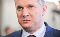 Wipler z Konfederacji: Zlikwidujemy 13. i 14. emeryturę