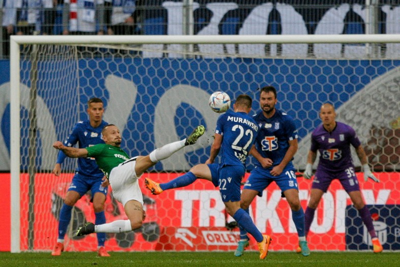 18 września 2022 r., stadion miejski w Poznaniu. Poprzedni mecz derbowy Warta - Lech.