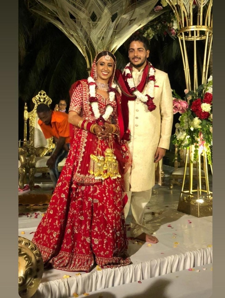 Shiksha Arora weds fiancé Salman Manji in beautiful Indian Ceremony [Photos]
