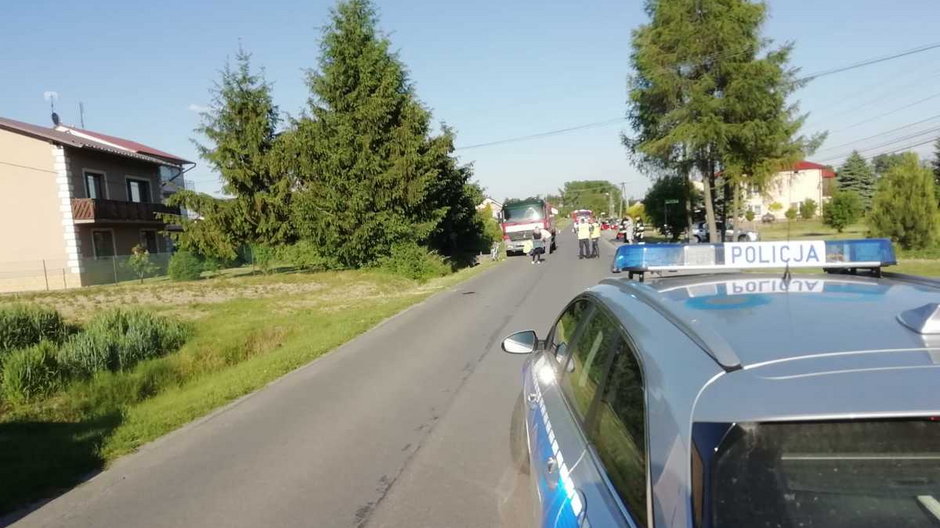 Na miejsce zdarzenia wezwano policję i straż pożarną