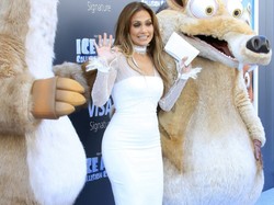 Szał! Obłędna Jennifer Lopez w stylizacji wartej setki tysięcy złotych. FOTO