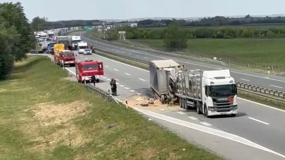 Curenje gasa na auto-putu kod Stare Pazove