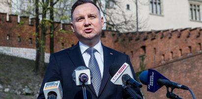 Prezydent Andrzej Duda reaguje na film Latkowskiego