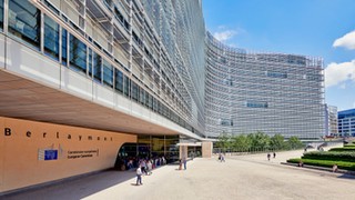 4 parlament europejski bruksela still iStock-503208233