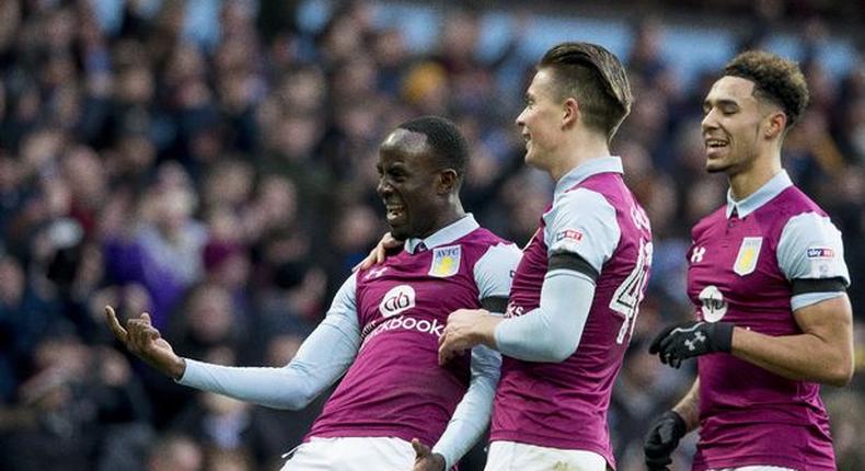 ___6096594___https:______static.pulse.com.gh___webservice___escenic___binary___6096594___2017___1___22___18___Albert-Adomah-of-Aston-Villa-scores